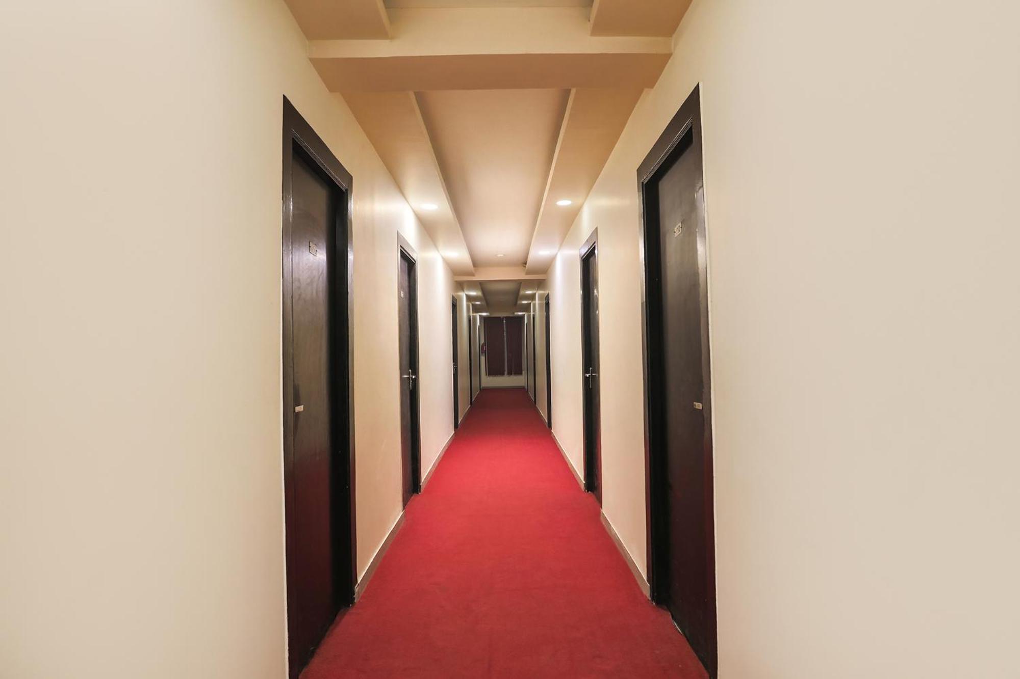 Fabhotel The Diamond Ghaziabad Eksteriør billede