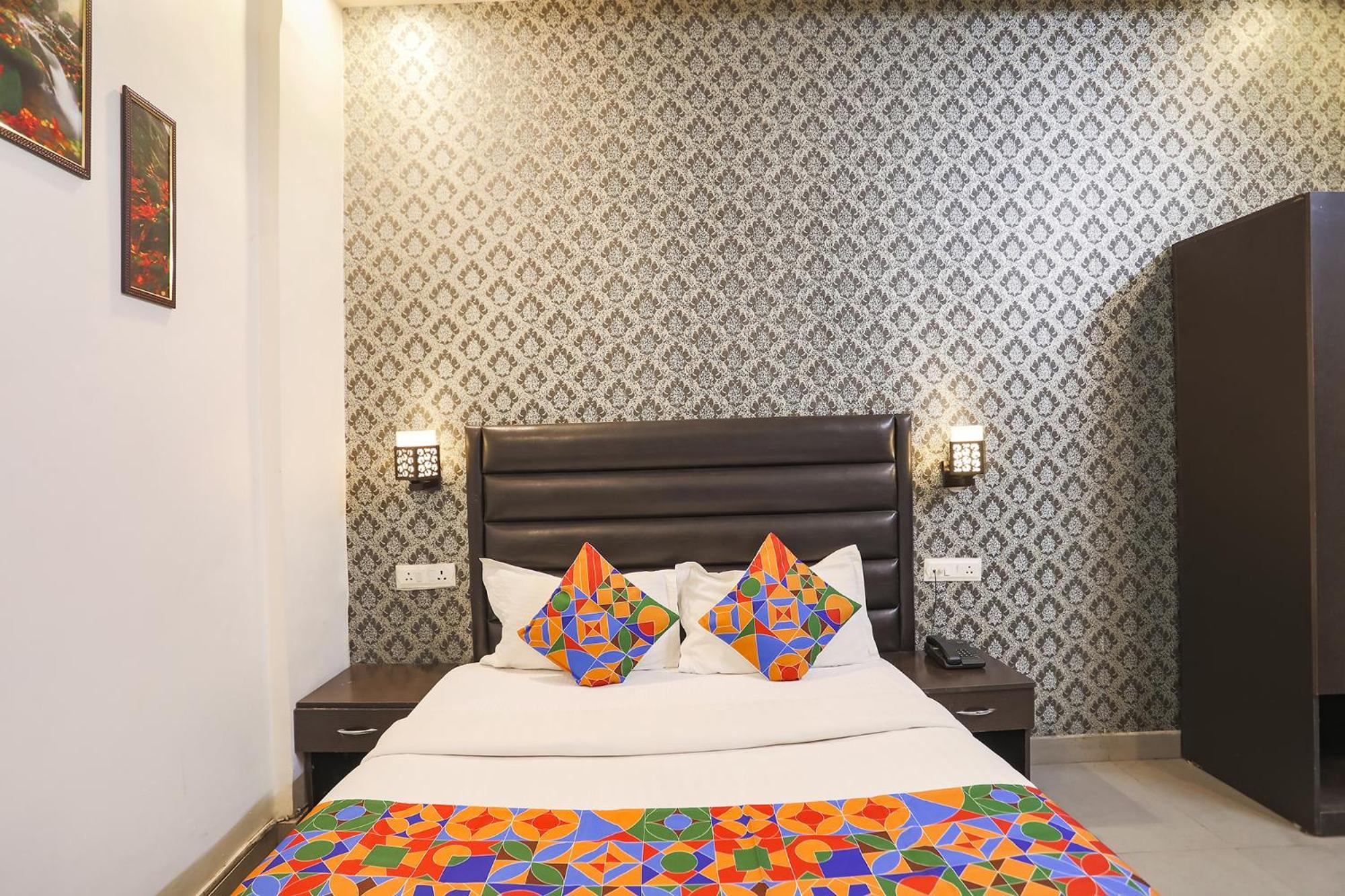 Fabhotel The Diamond Ghaziabad Eksteriør billede